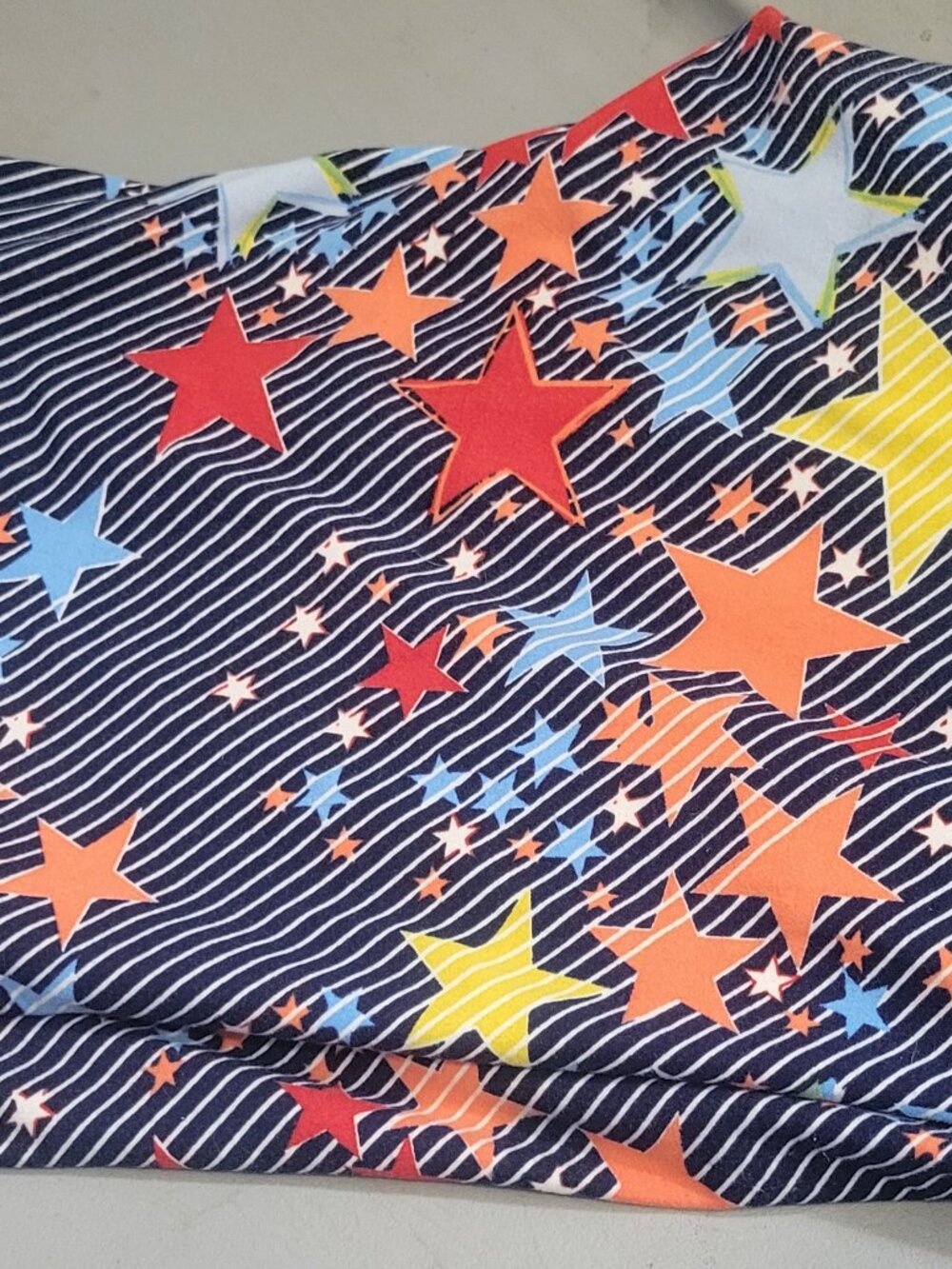 Lularoe TC2 patterned leggings stars